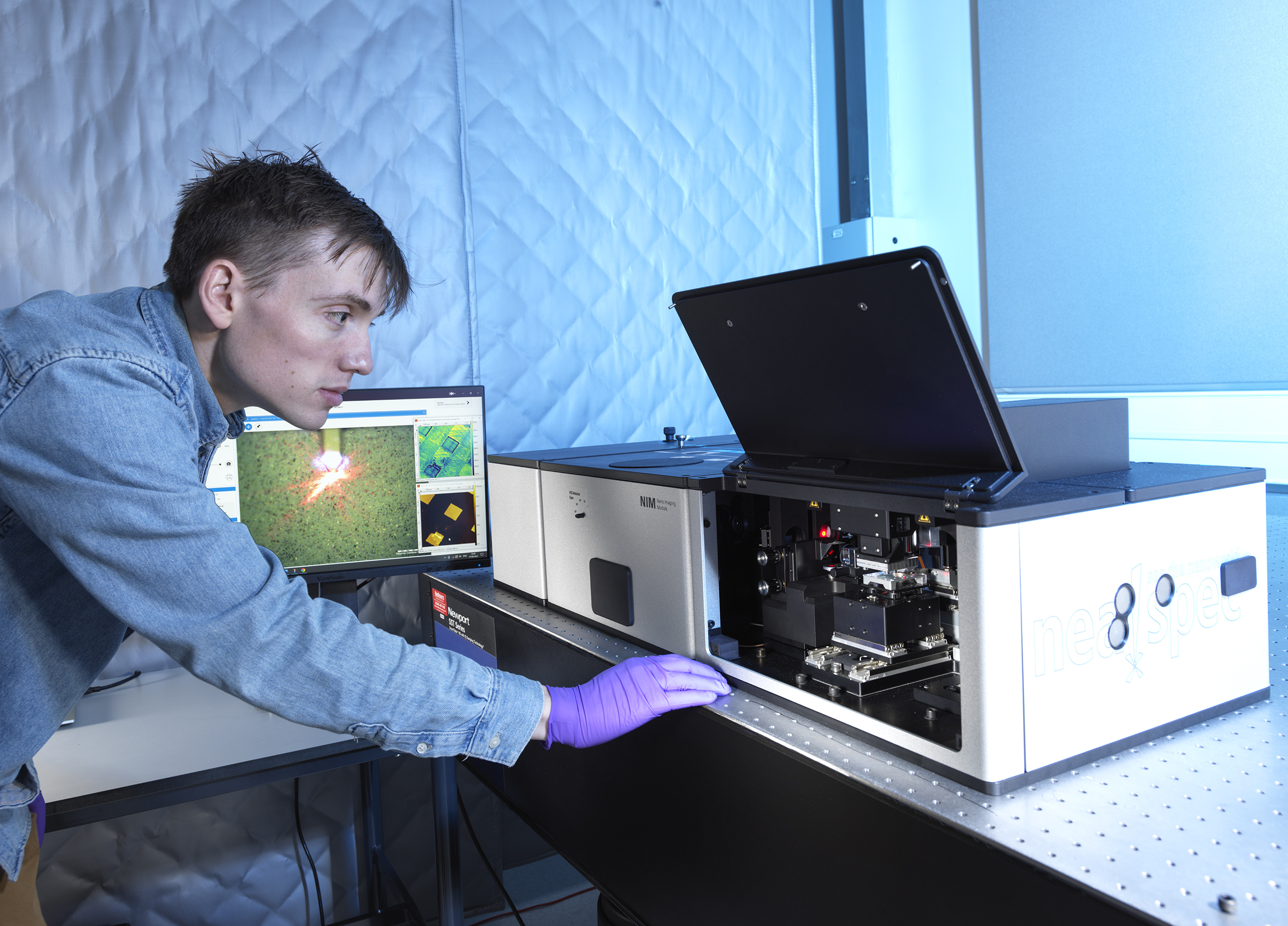 /getattachment/d40fdf5d-083d-4229-bcec-c2cdde5a022e/Optoelectronic-Metrology-on-the-Nanoscale2.jpg?lang=en-US Regional visible and NIR s-SNOM at the University of Manchester.
